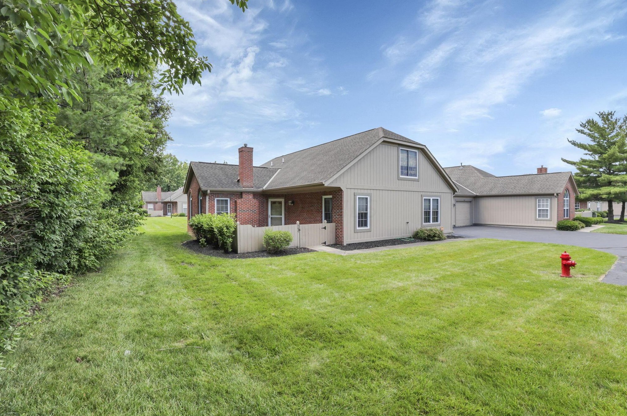 549 Chuckas Ct, Columbus, OH 43230-6808