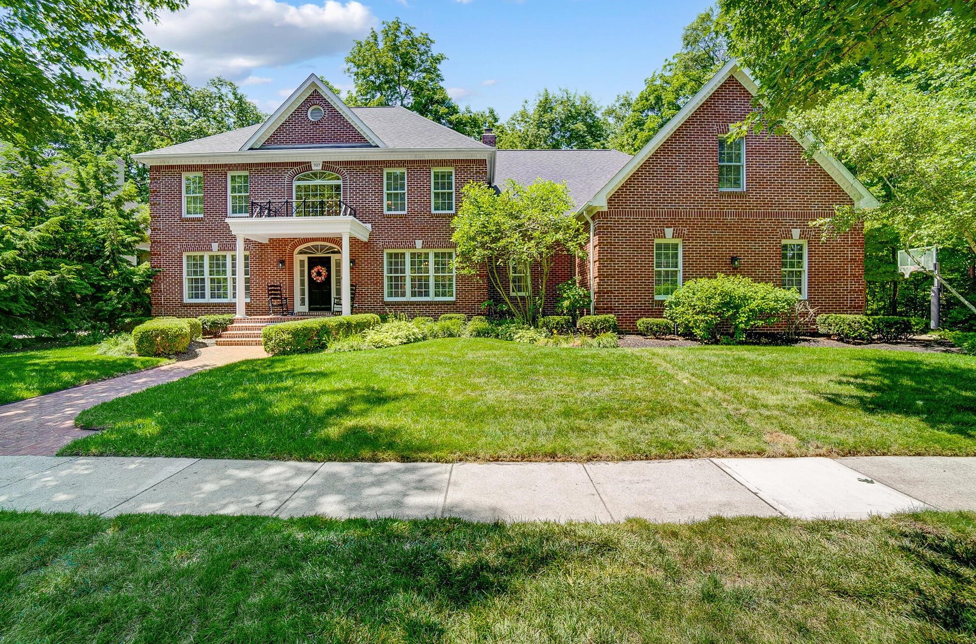 7127 Coventry Woods Dr, Dublin, OH 43017