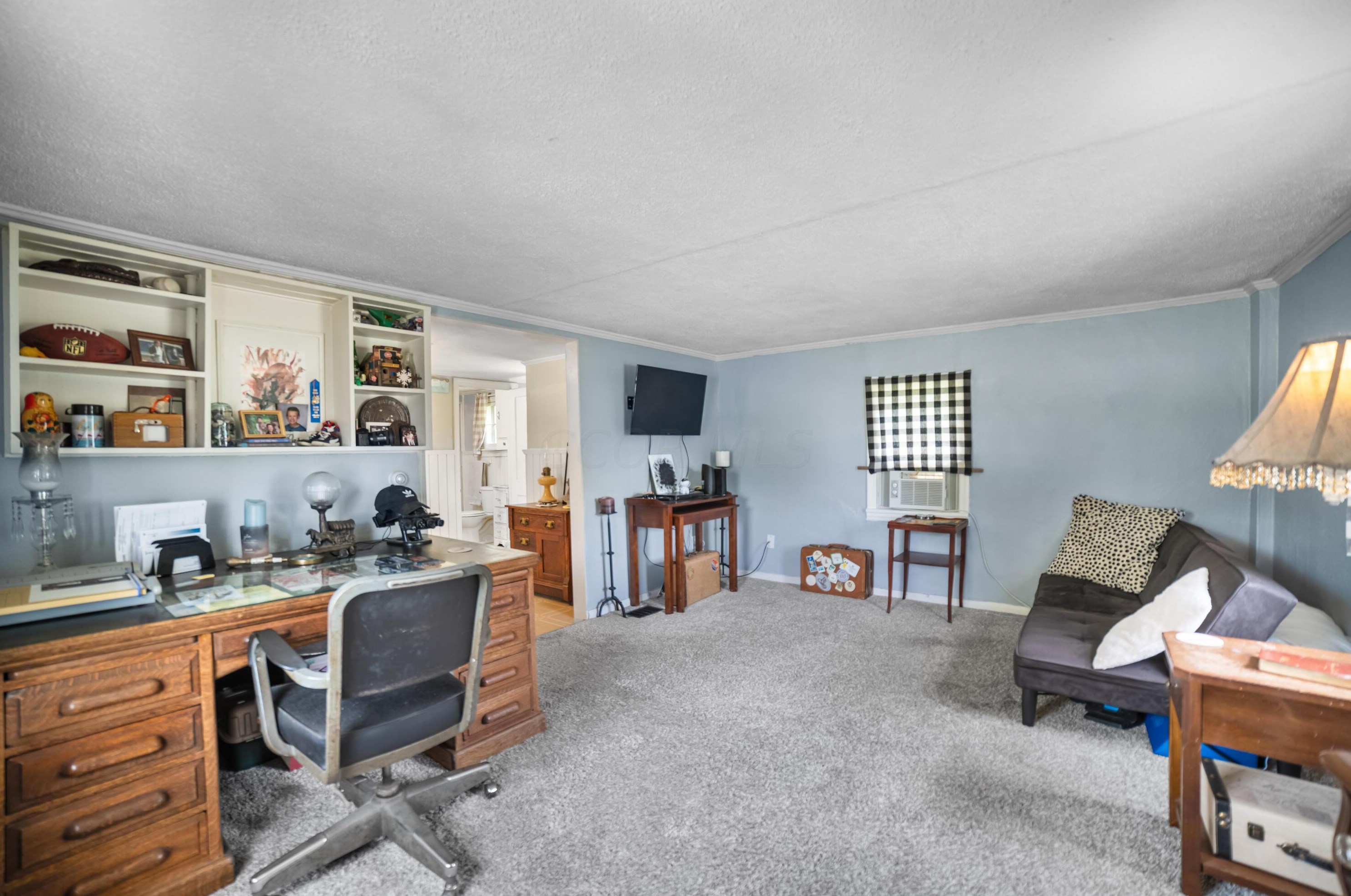 688 Logan Rd, Mansfield, OH 44907
