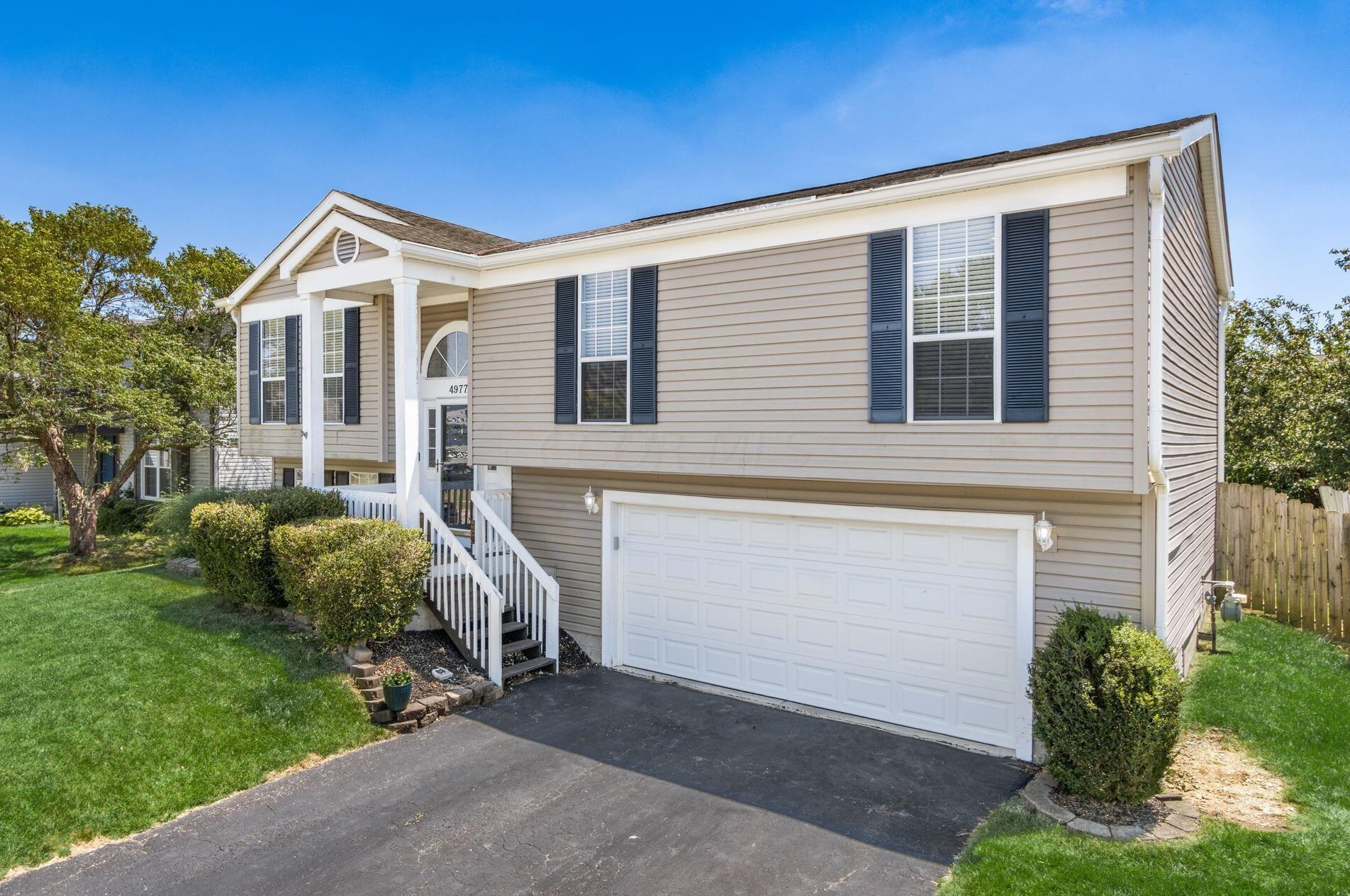 4977 Crockett Dr, Hilliard, OH 43026