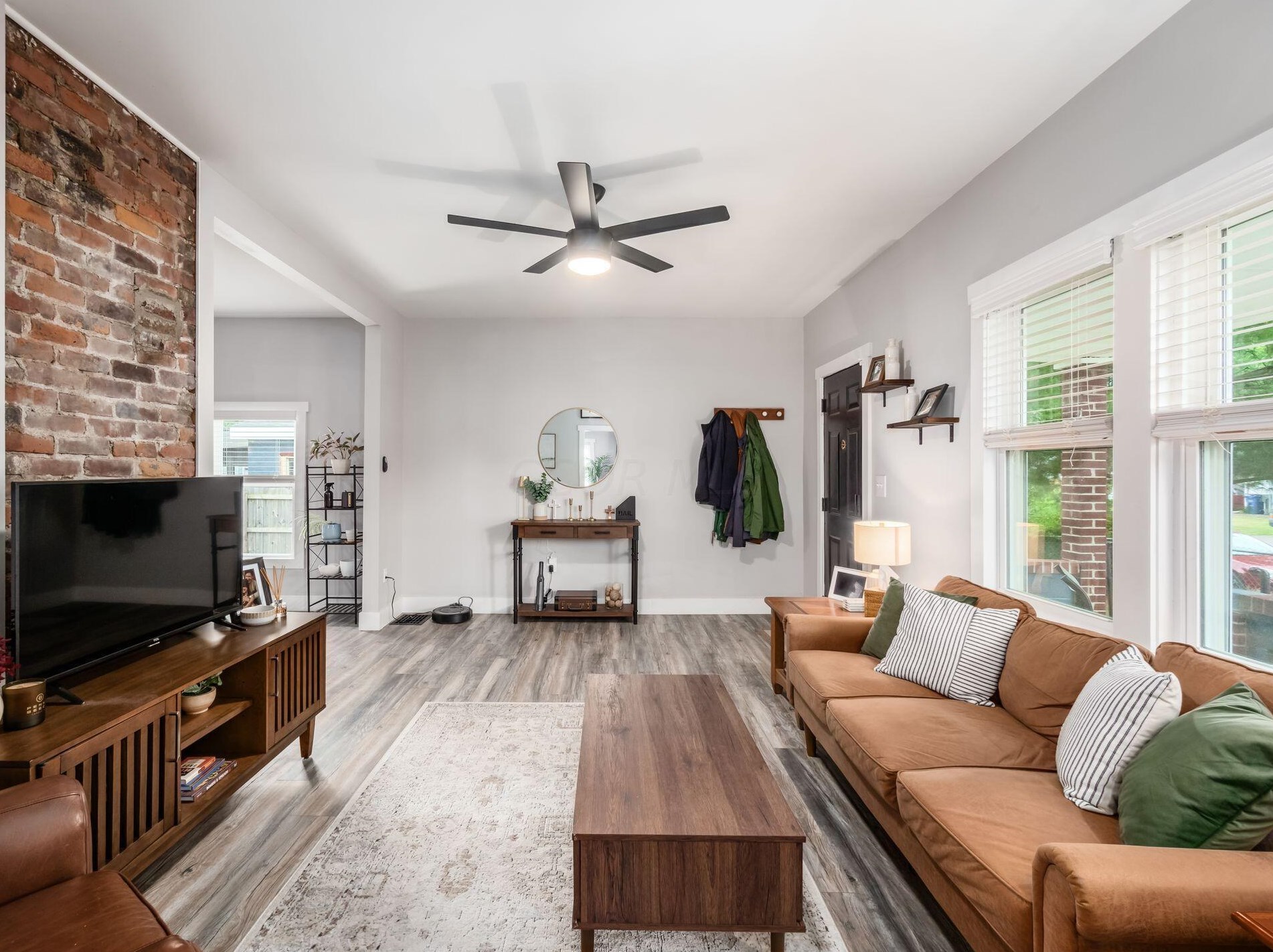 2272 Grasmere Ave, Columbus OH  43211-2010 exterior