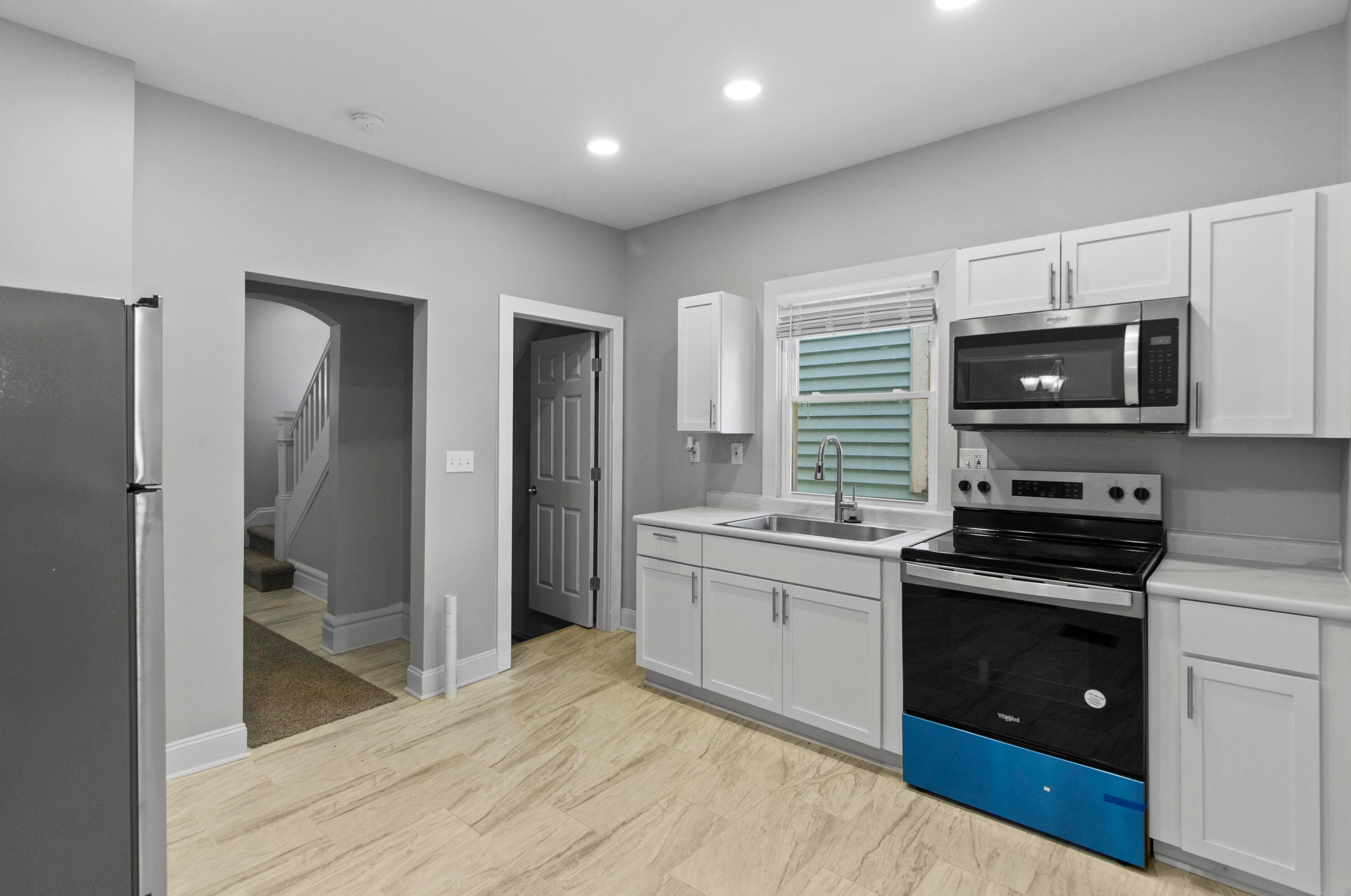 1482 Minnesota Ave, Columbus OH  43211-1443 exterior