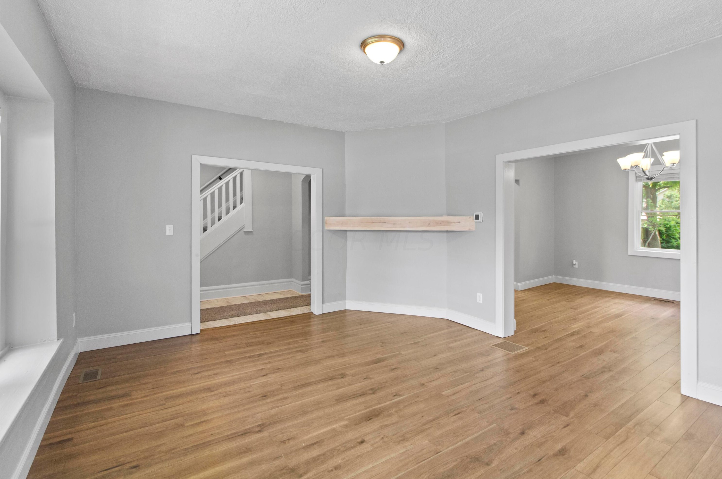 1482 Minnesota Ave, Columbus OH  43211-1443 exterior