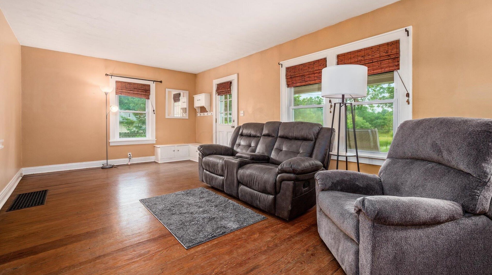 2481 Old Columbus Rd, Granville, OH 43023