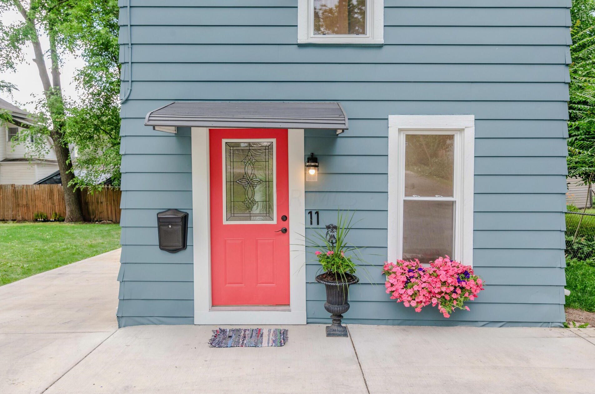 11 Grace St, Delaware, OH 43015