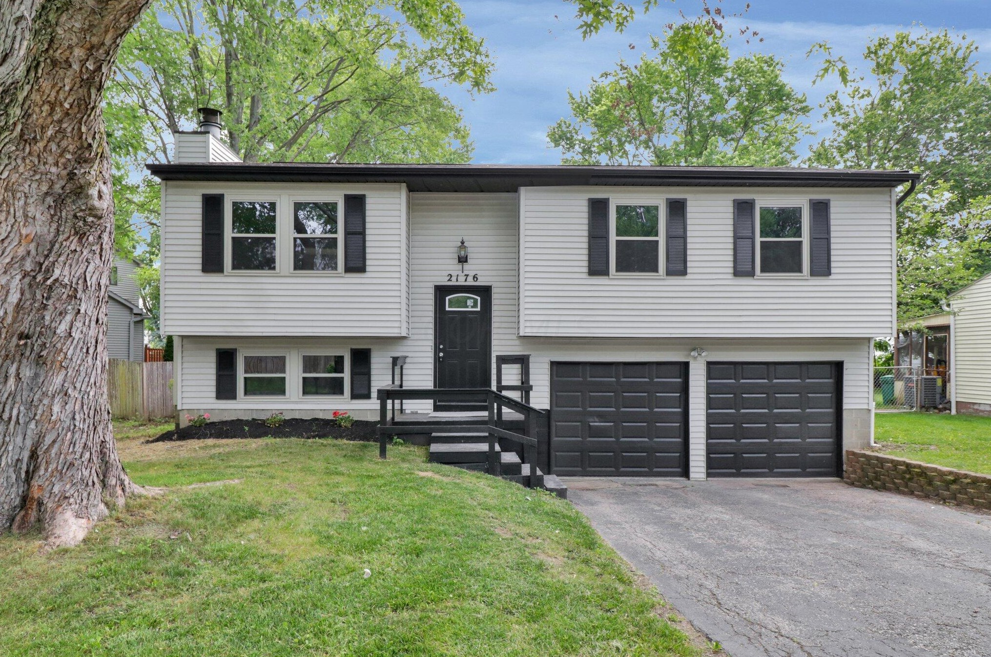 2176 Jeffey Dr, Hilliard, OH 43026