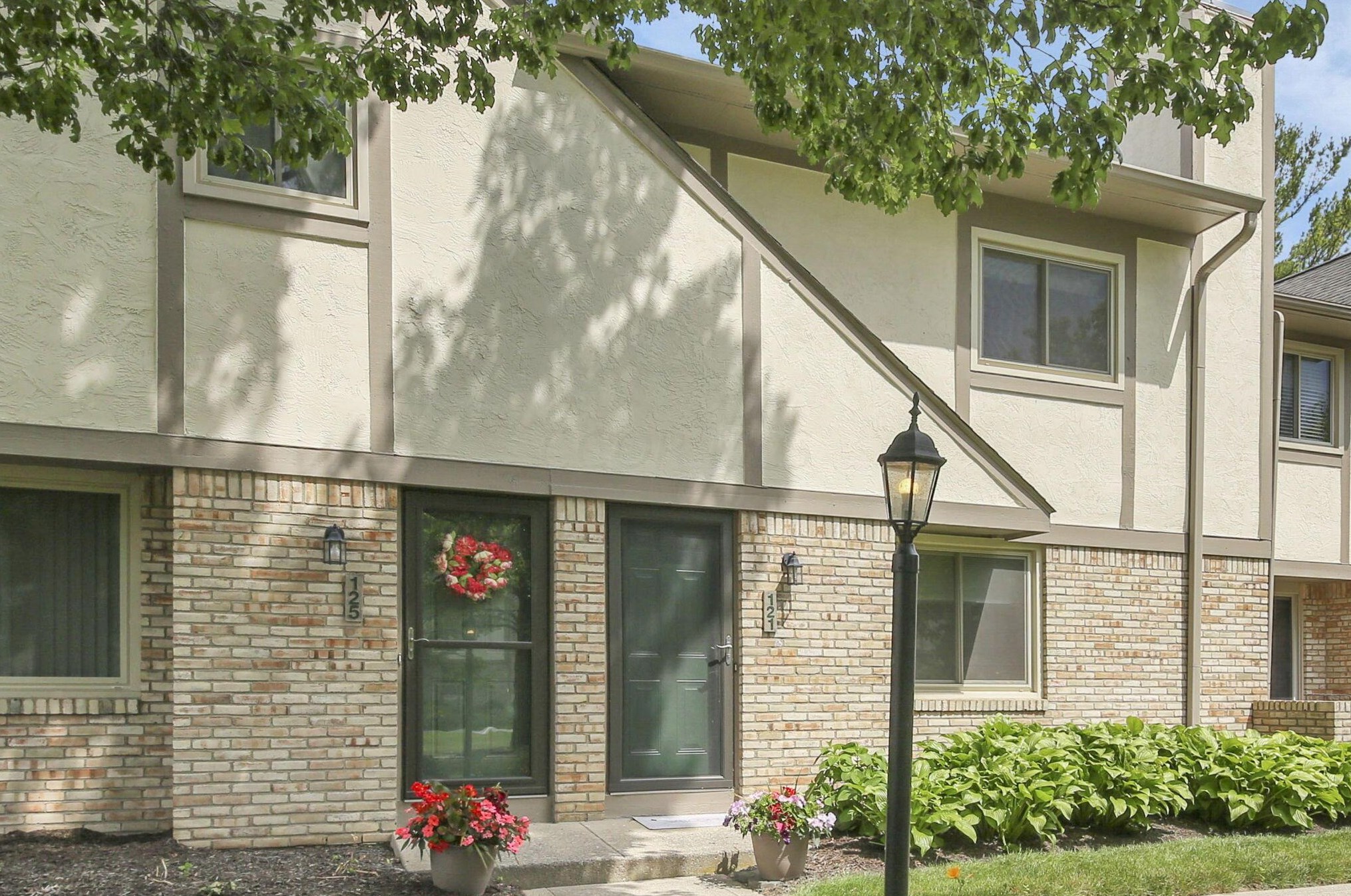 121 Carrowmoor Ct #11, Dublin, OH 43017