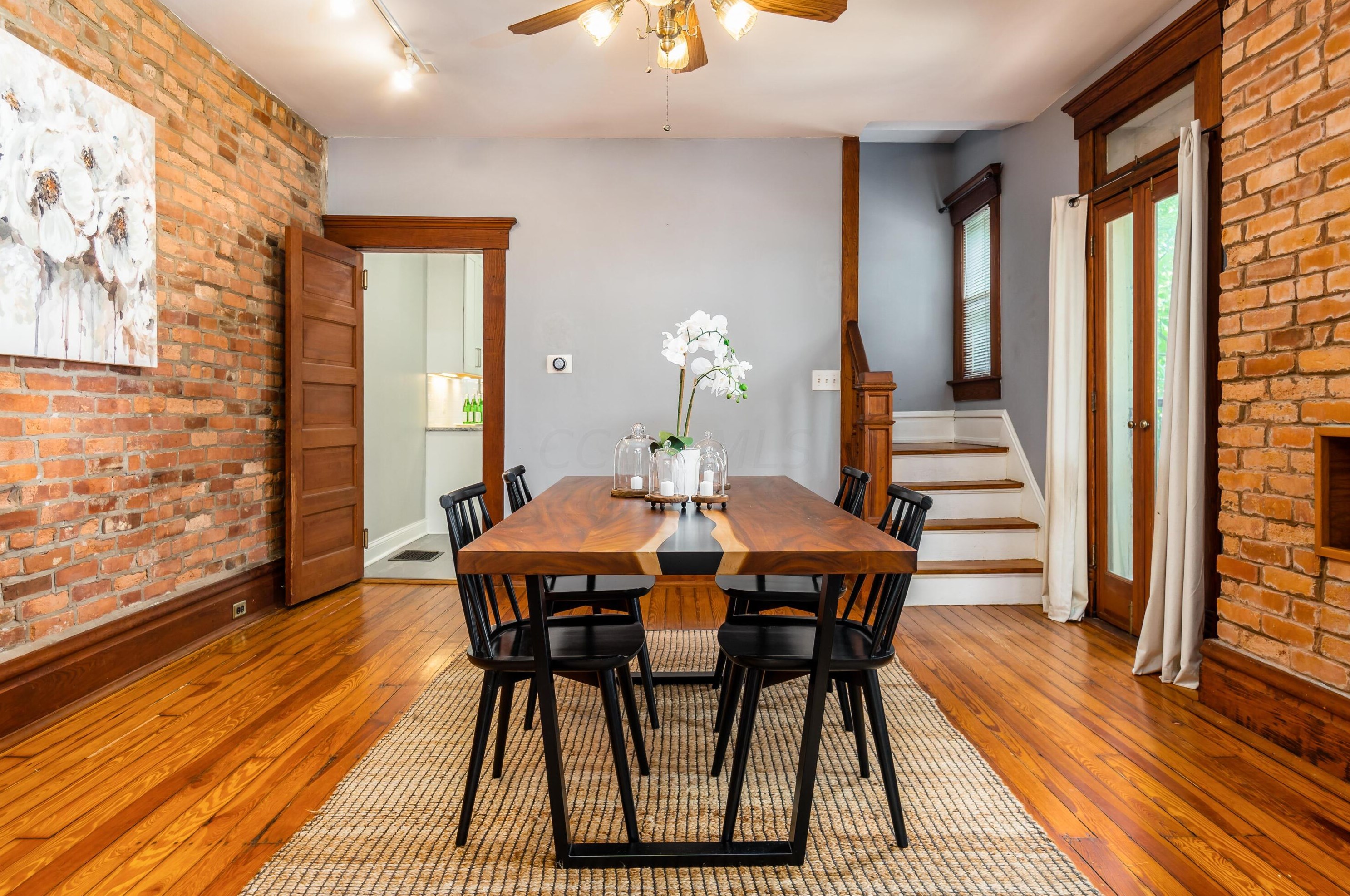 373 Wilber Ave, Columbus OH  43215-1313 exterior