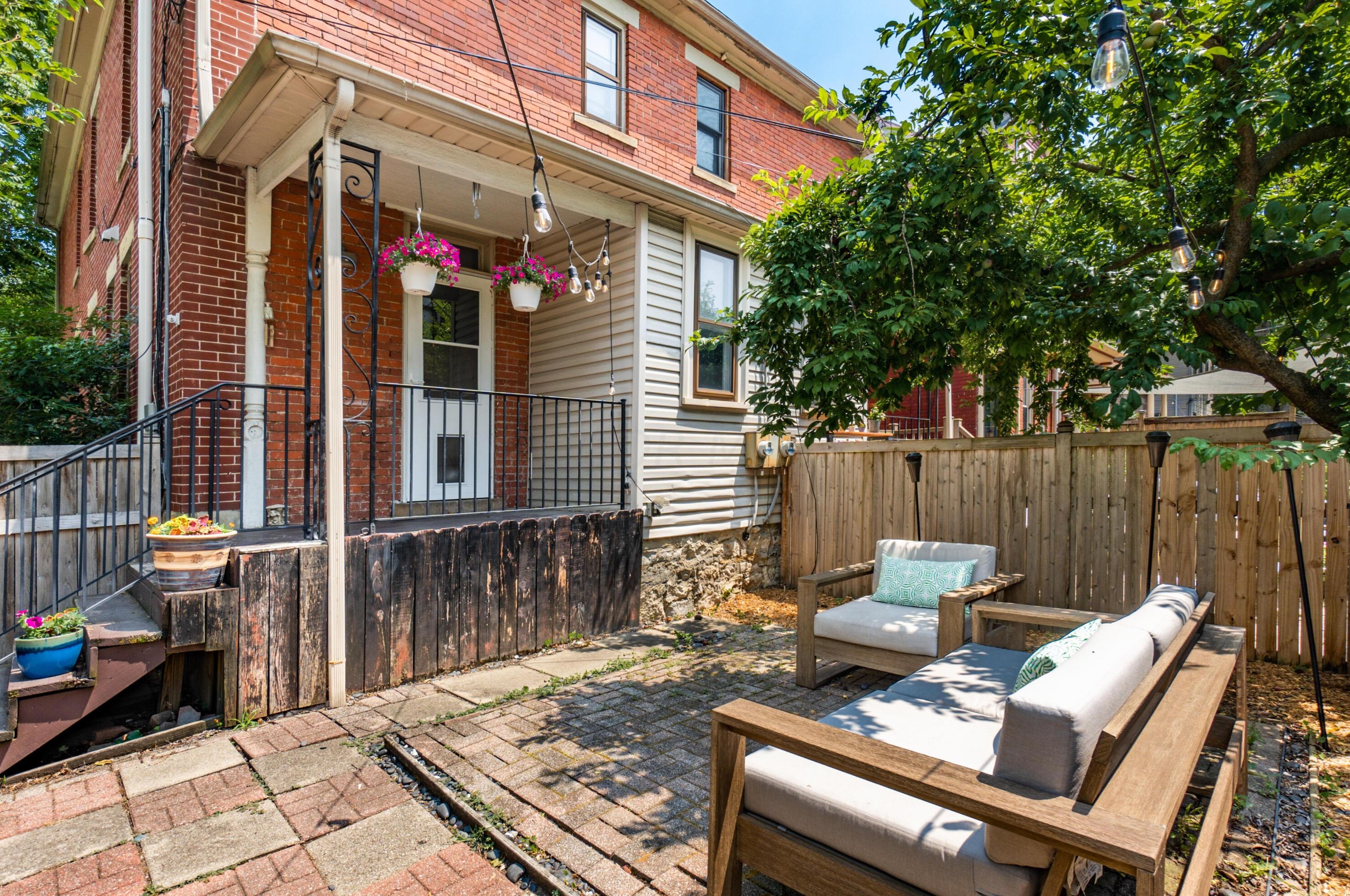 373 Wilber Ave, Columbus OH  43215-1313 exterior