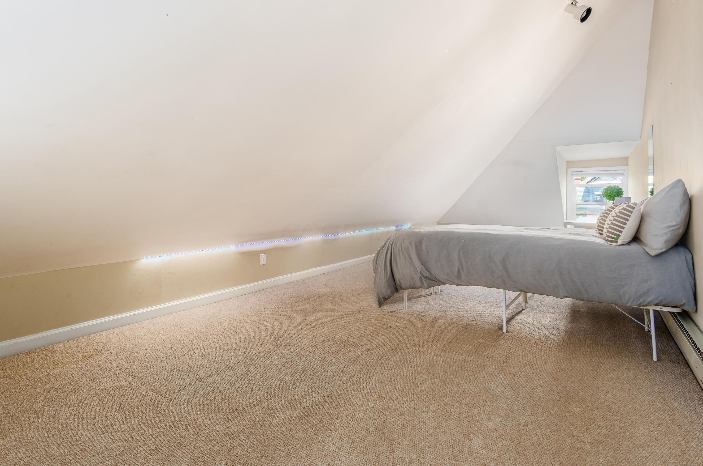 373 Wilber Ave, Columbus OH  43215-1313 exterior