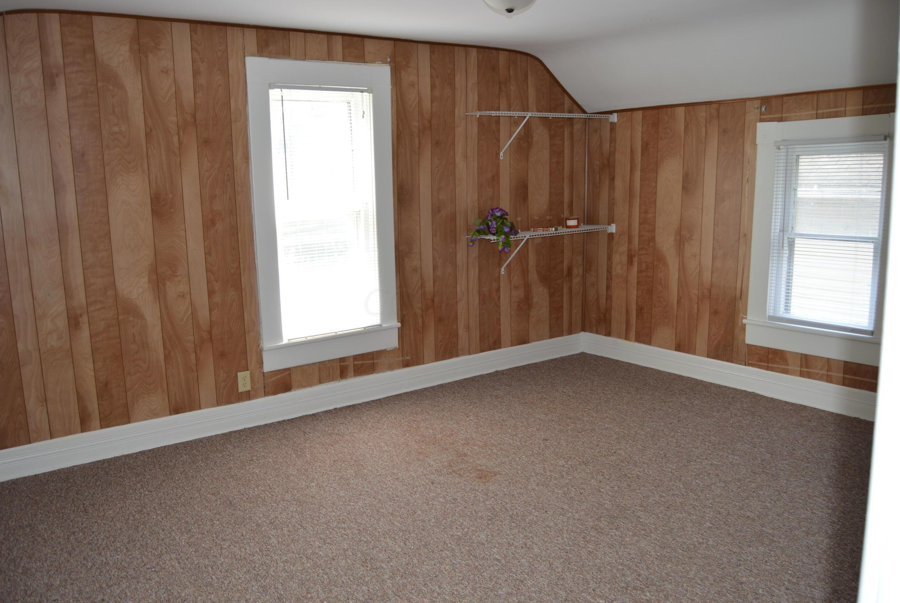 317 Madison Ave, Lancaster OH  43130-3120 exterior