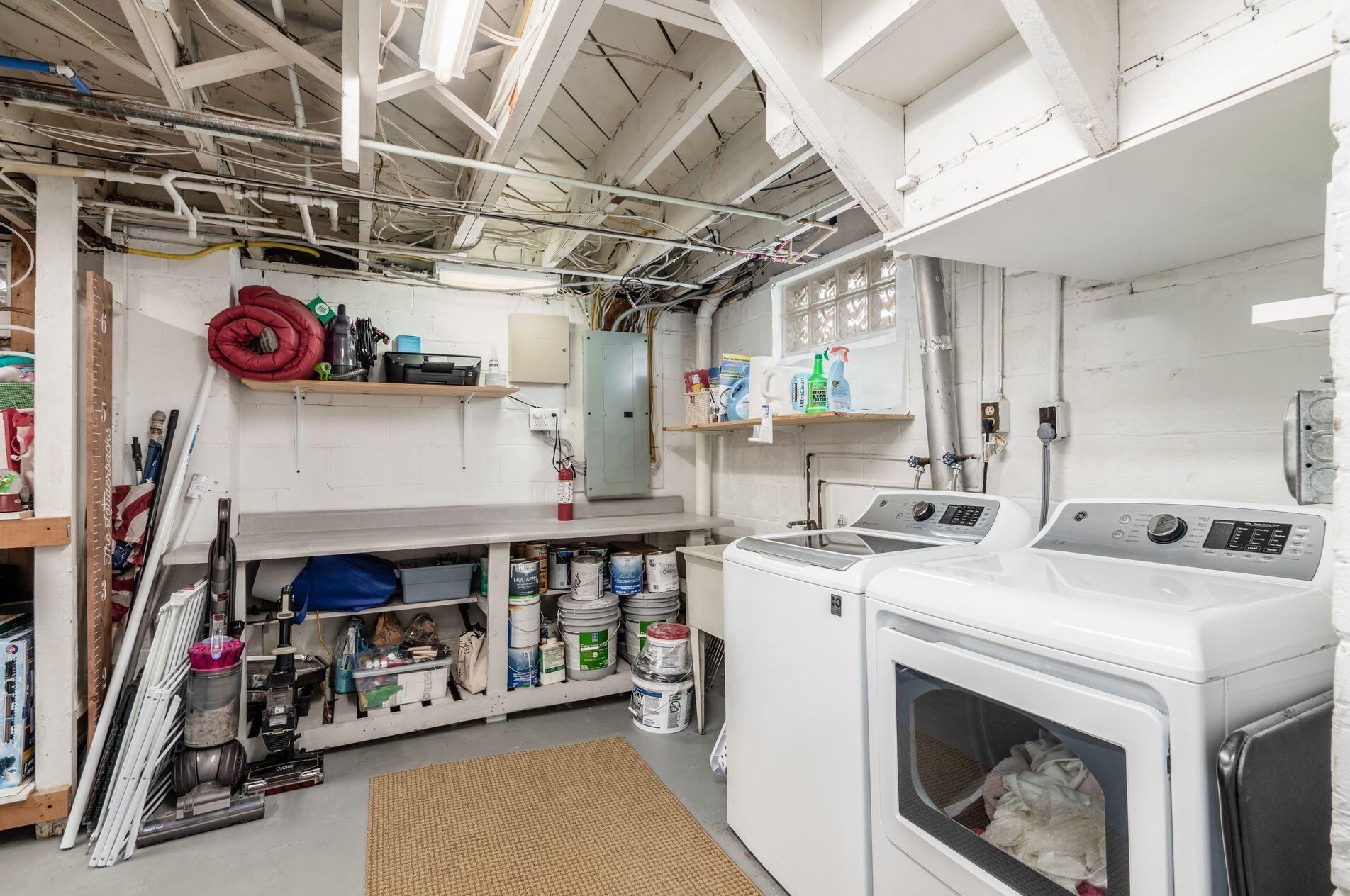 85 Remington Rd, Columbus OH  43209-1442 exterior