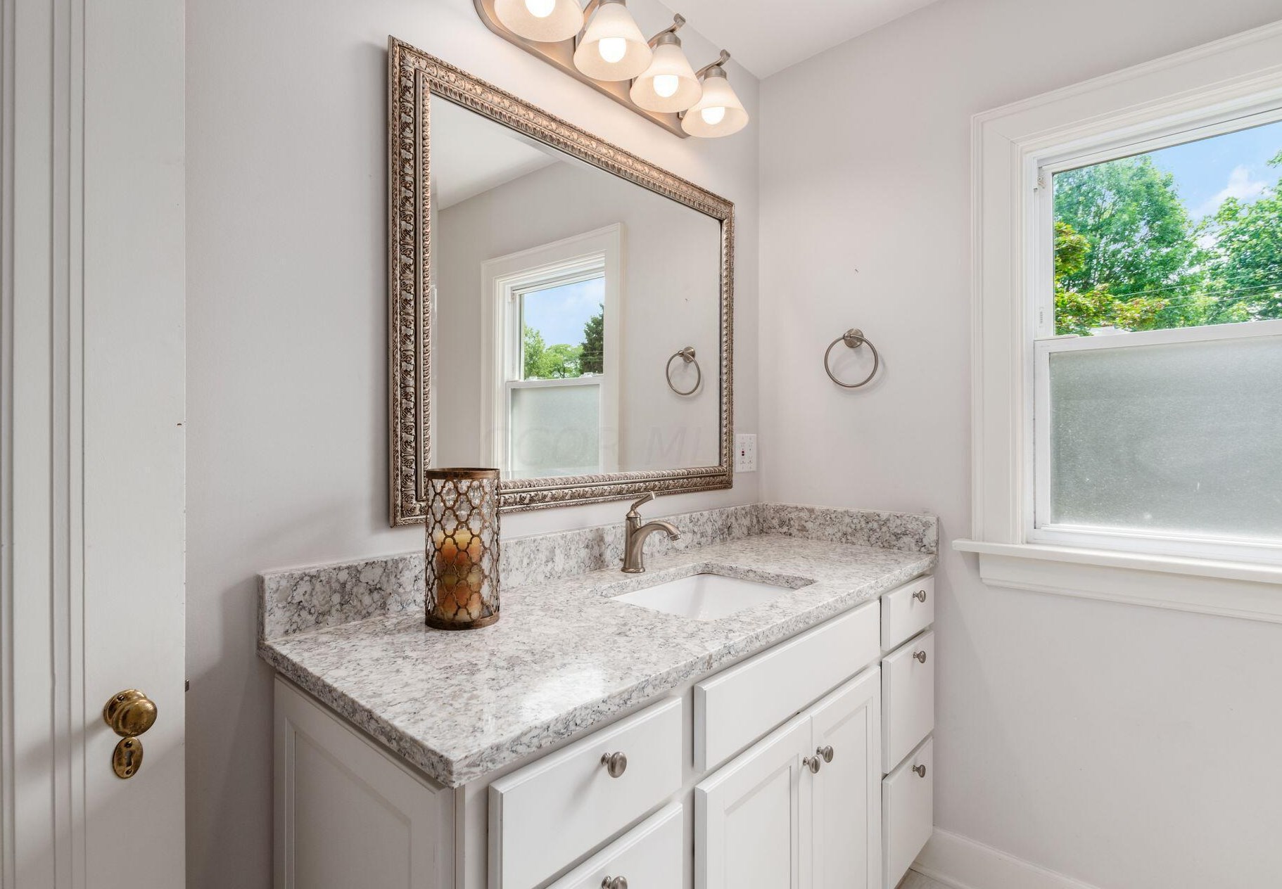 85 Remington Rd, Columbus OH  43209-1442 exterior