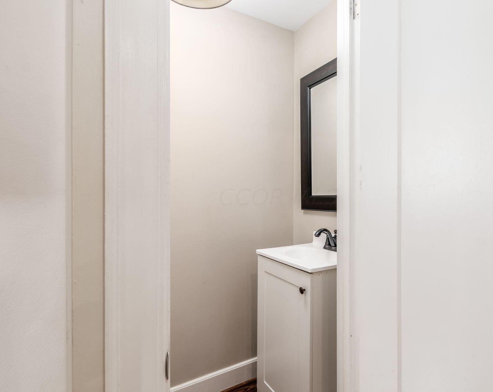 85 Remington Rd, Columbus OH  43209-1442 exterior