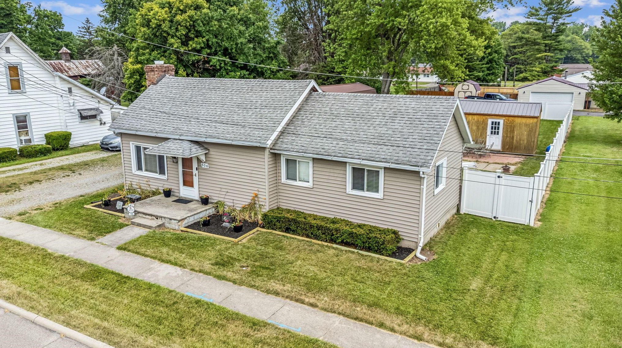 306 Maple St, North Lewisburg, OH 43060