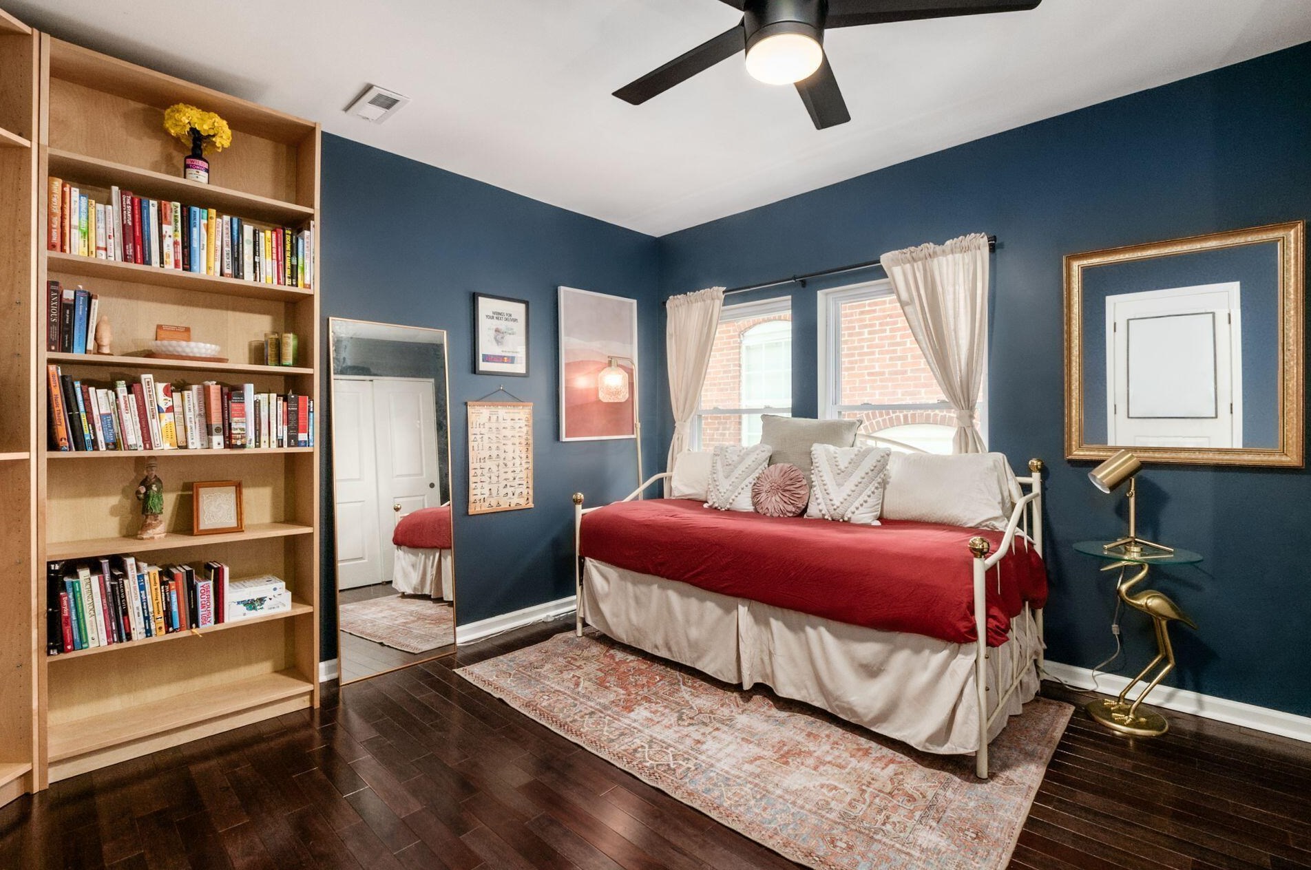 1385 Long St, Columbus OH  43203-1990 exterior