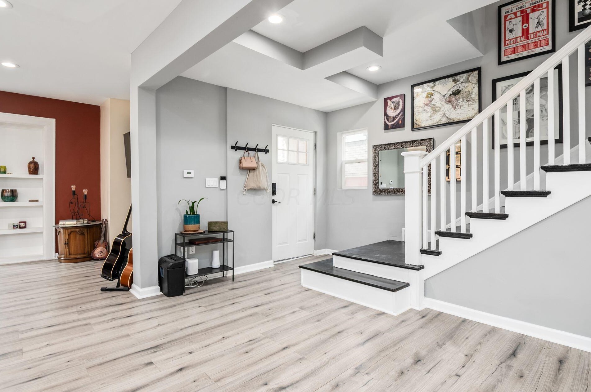 1385 Long St, Columbus OH  43203-1990 exterior