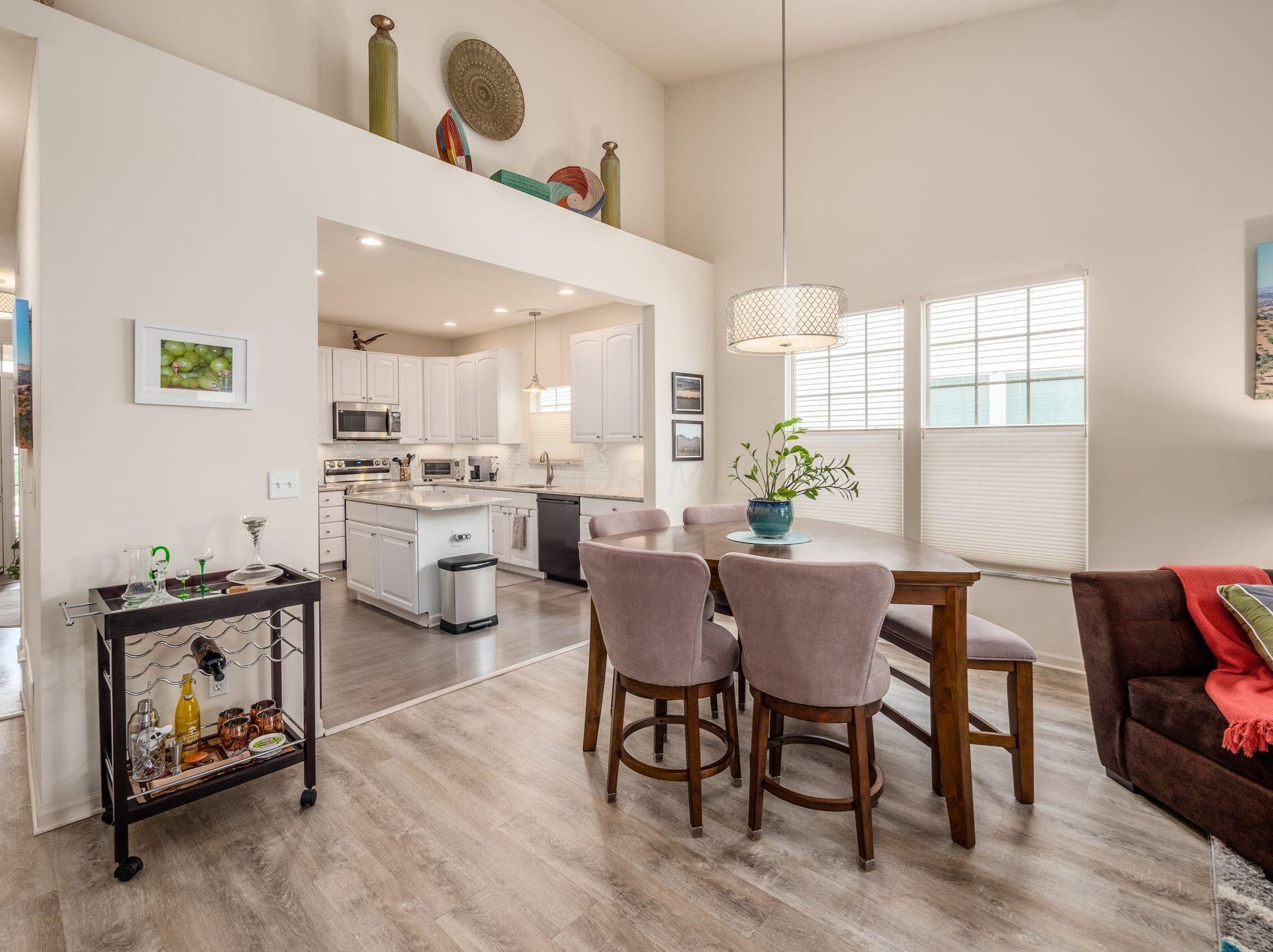 5937 Coventry Hurst Ln, Hilliard OH  43026-7393 exterior