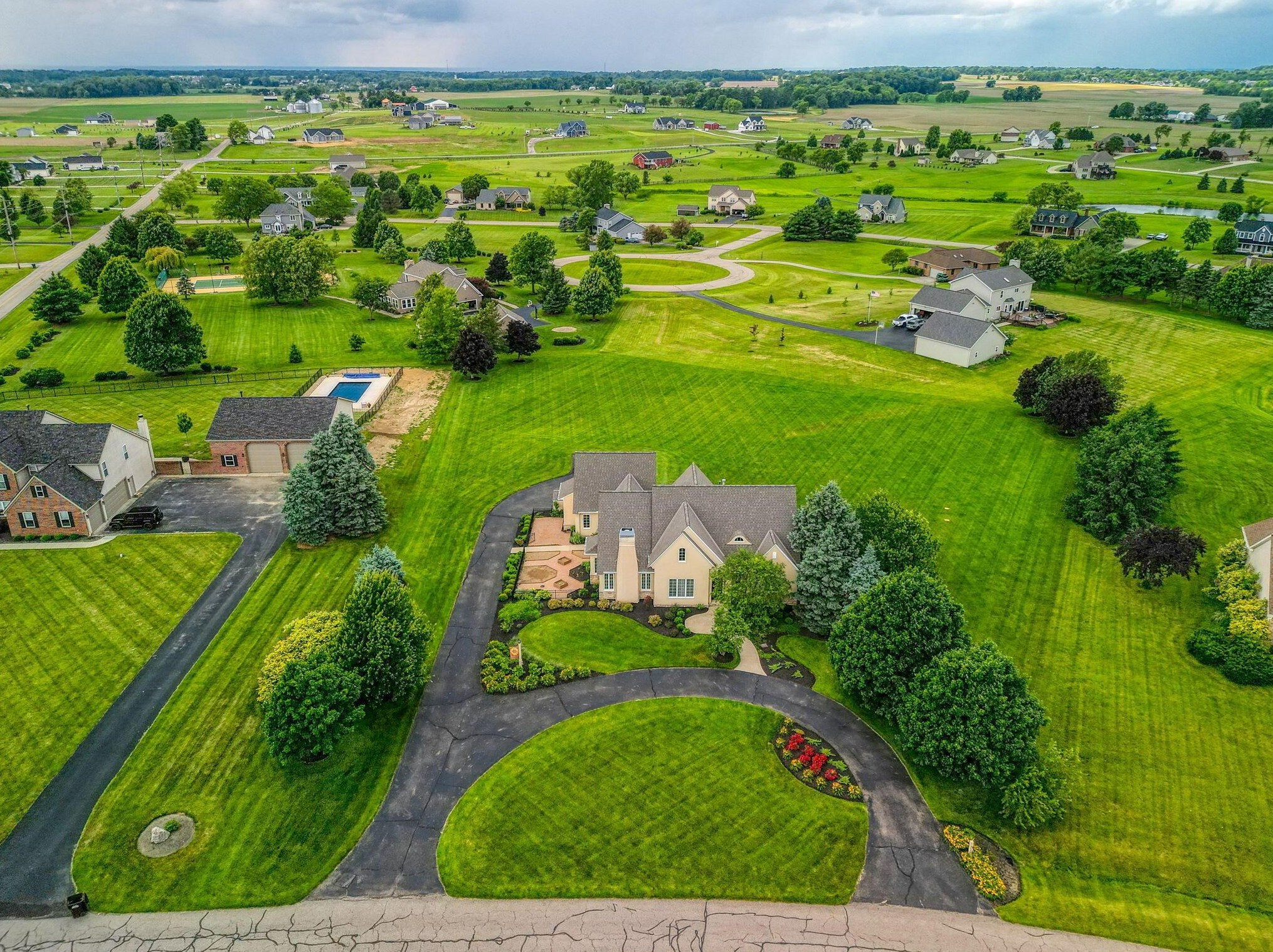 1659 E Glenhurst Dr Nw, Lancaster, OH 43130