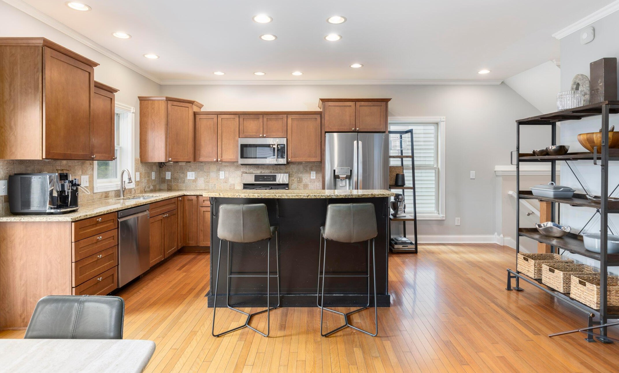 253 Gates St, Columbus OH 43206-3625 exterior