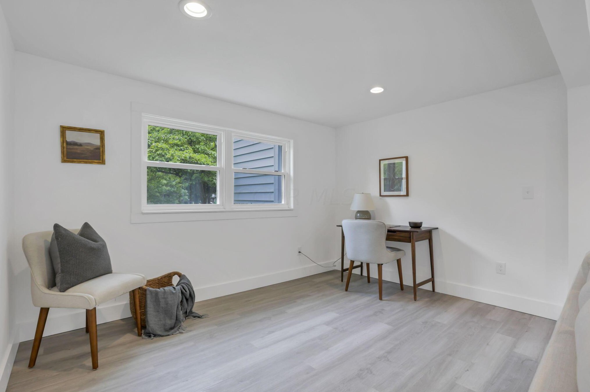 1660 Tremont Rd, Columbus OH  43212-1129 exterior