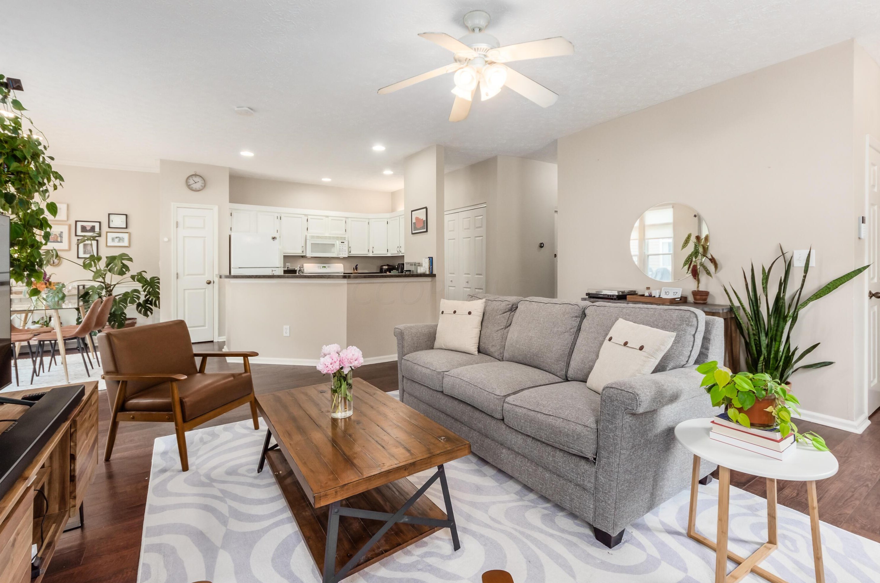 3480 Fishinger Mill Dr, Hilliard, OH 43026
