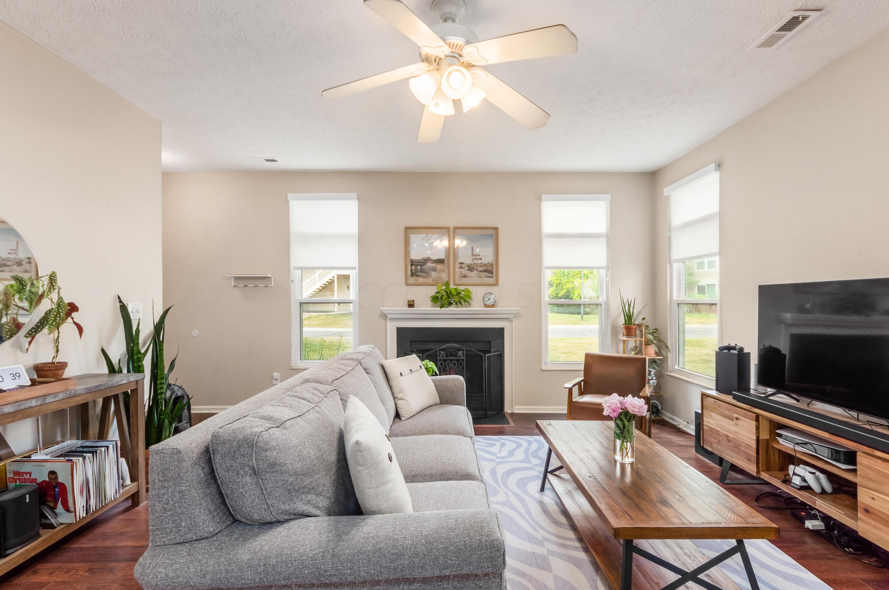 3480 Fishinger Mill Dr, Hilliard OH  43026-9306 exterior