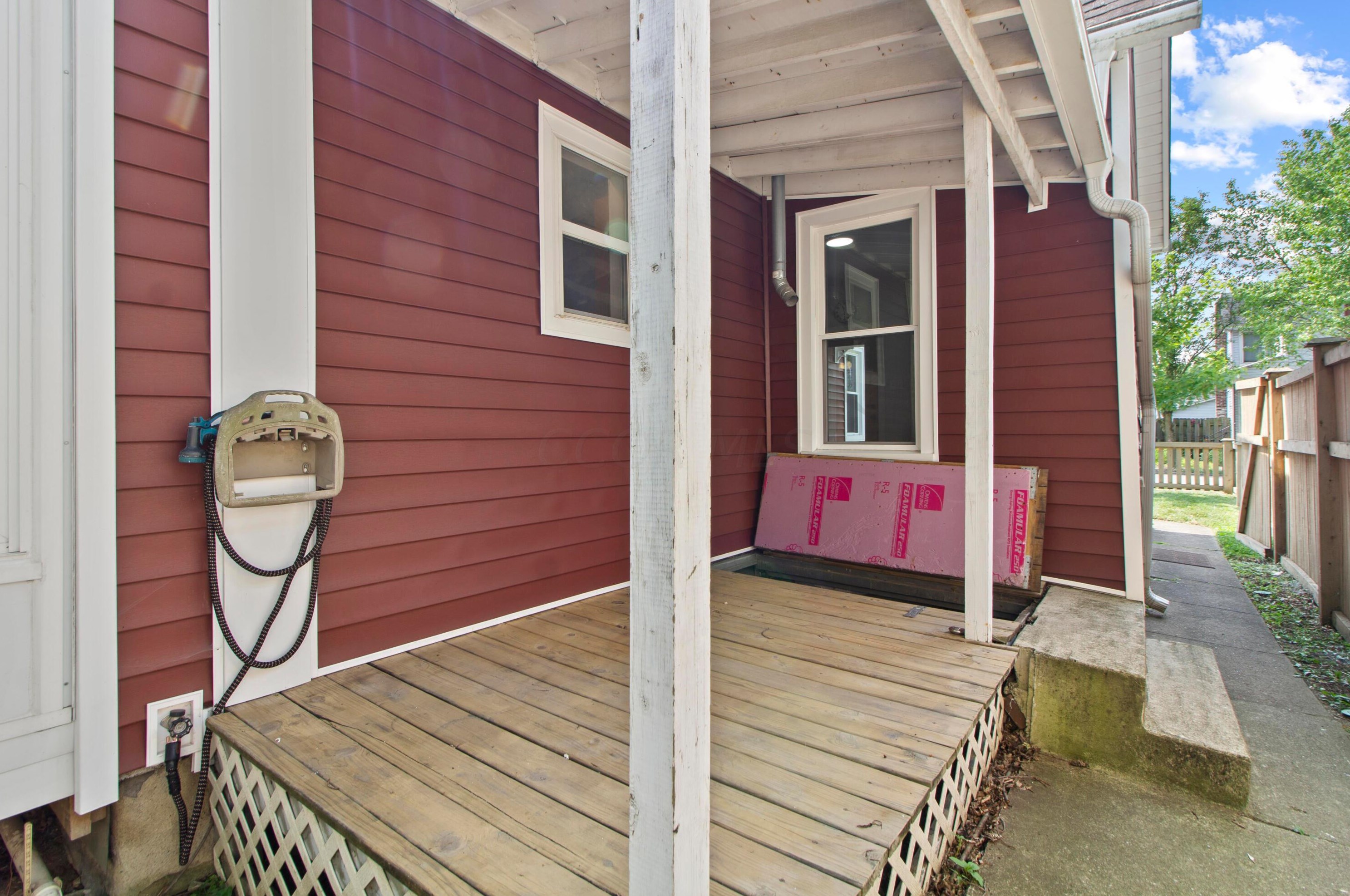 594 Reinhard Ave, Columbus OH 43206-2856 exterior