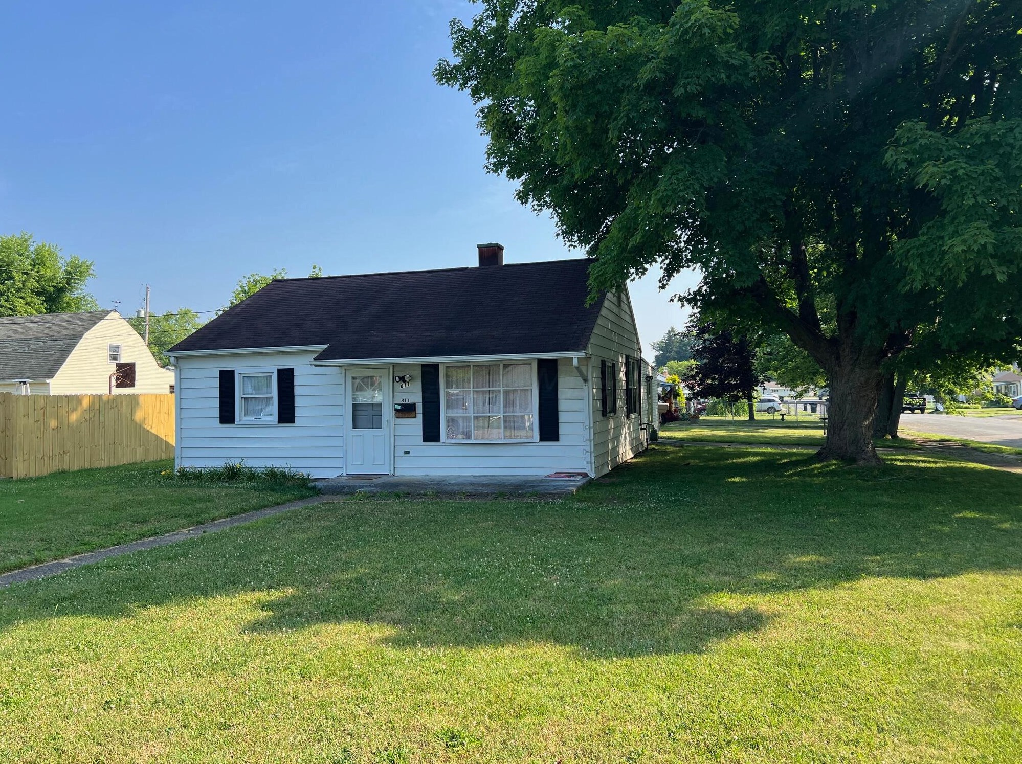 811 Pennsylvania Ave, Lancaster, OH 43130