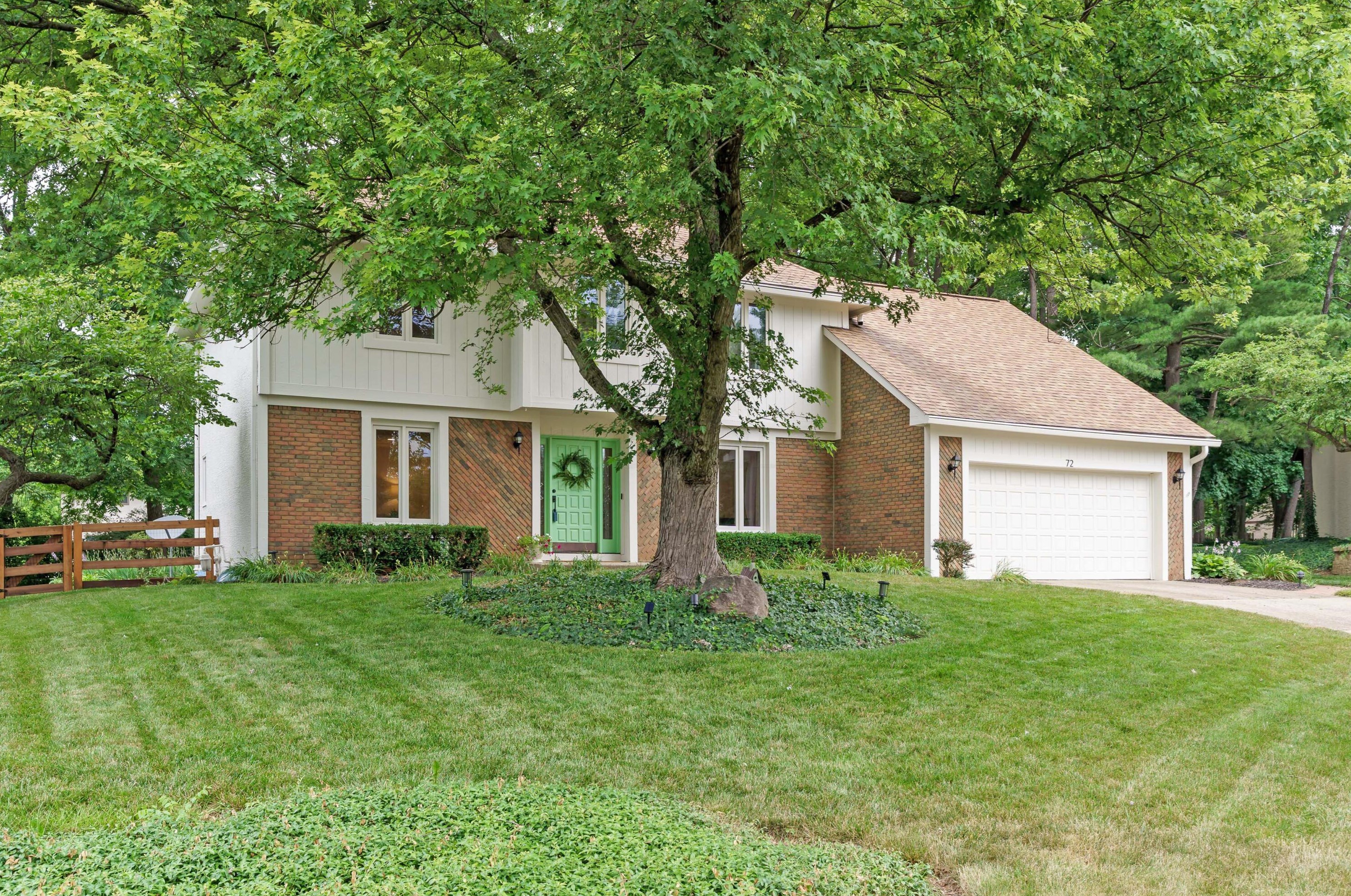 72 Spring Creek Dr, Westerville, OH 43081
