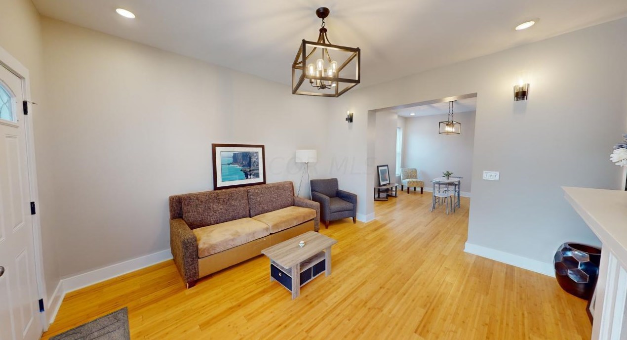 449 Wilson Ave, Columbus OH  43205-1957 exterior