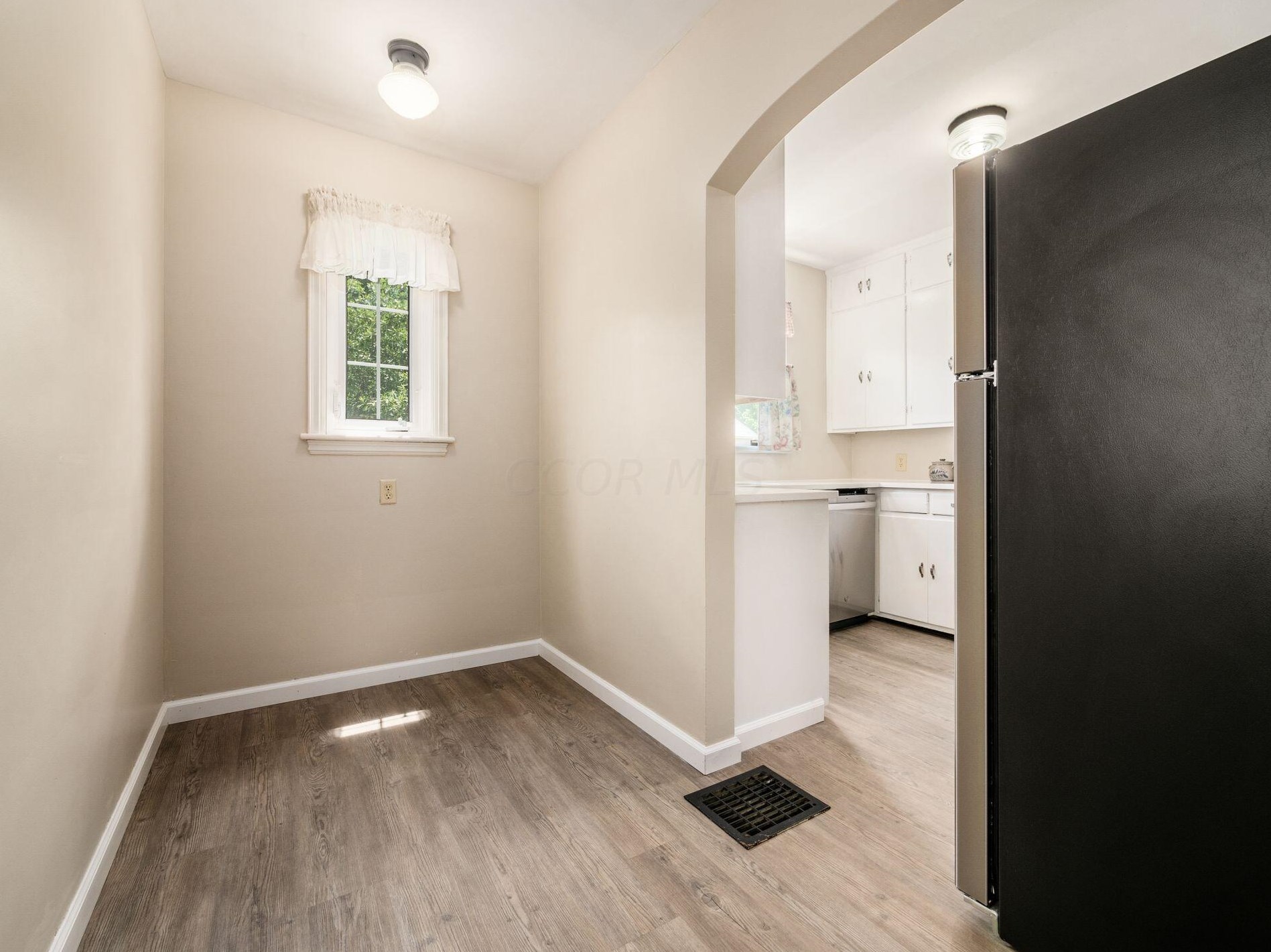 405 Richards Rd, Columbus OH 43214-3738 exterior