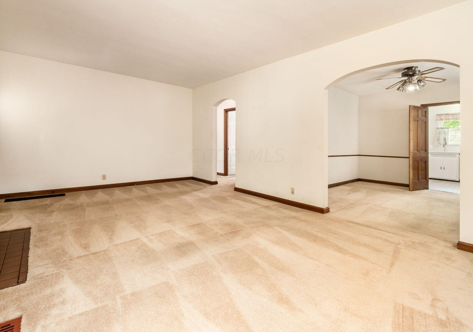 405 Richards Rd, Columbus OH 43214-3738 exterior