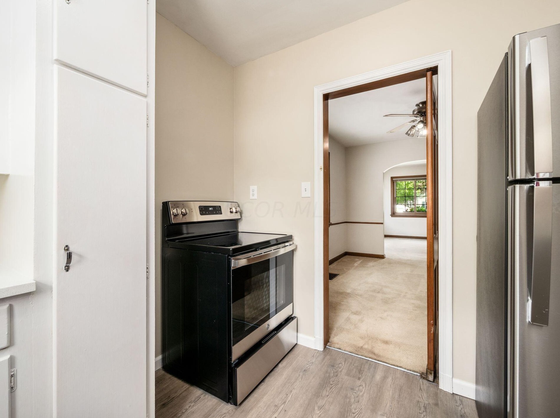 405 Richards Rd, Columbus OH 43214-3738 exterior