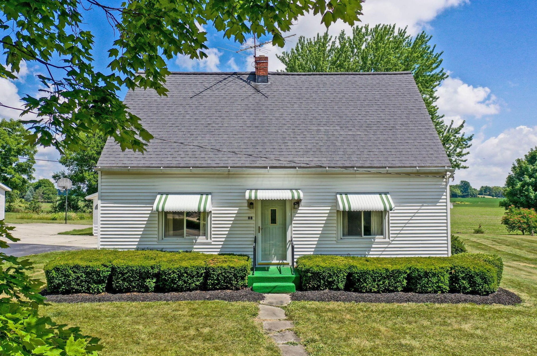 88 North St, North Lewisburg, OH 43060