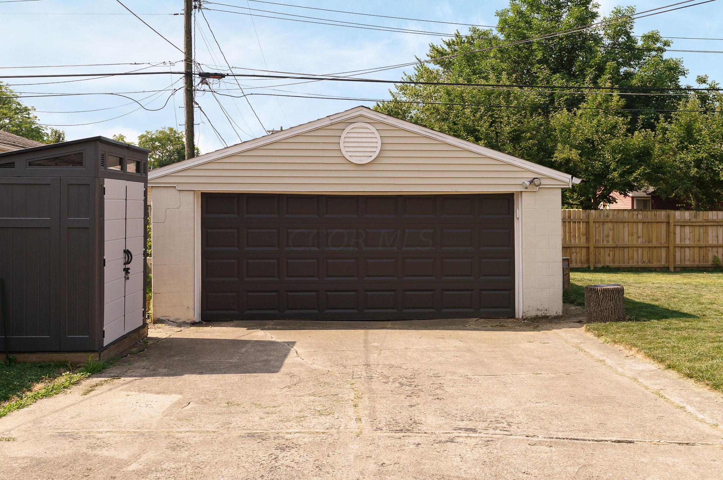 4793 Midlane Dr, Hilliard, OH 43026
