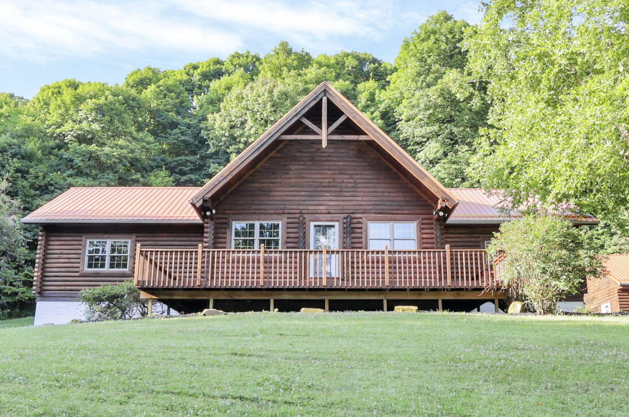 6725 Pleasant Valley Rd, Nashport, OH 43830