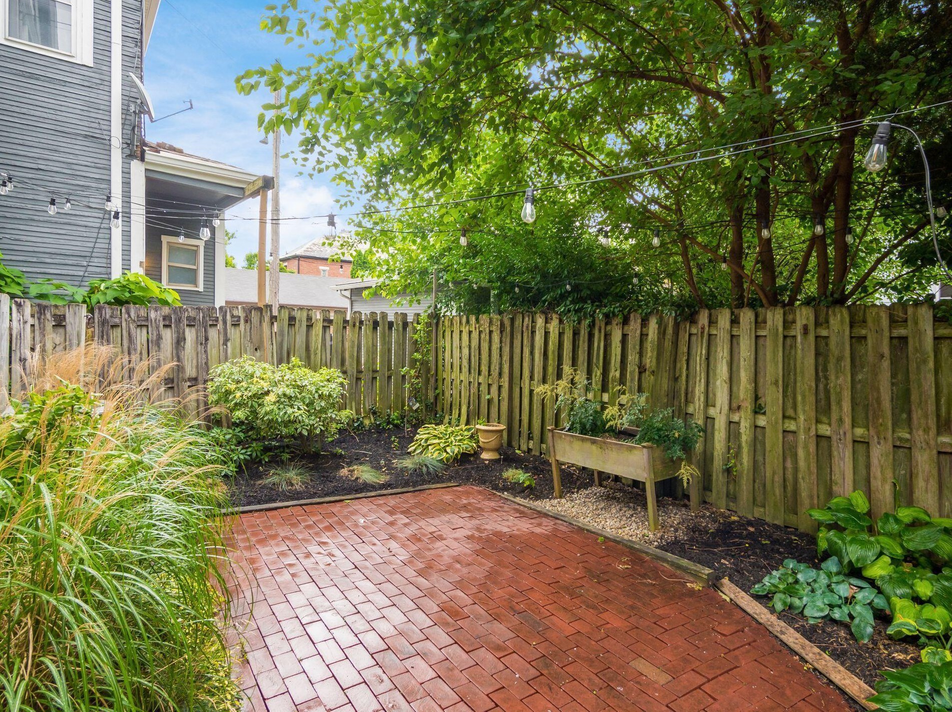 293 Reinhard Ave, Columbus OH  43206-2773 exterior