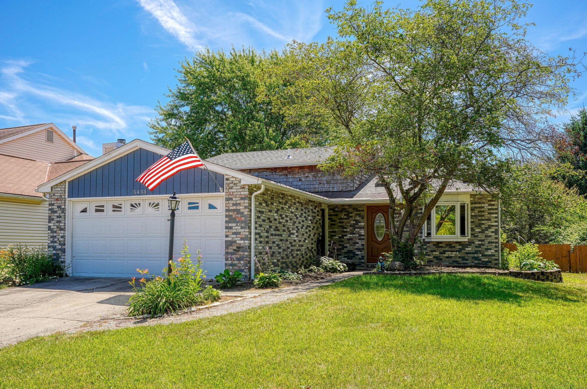 5433 Edie Dr, Hilliard, OH 43026