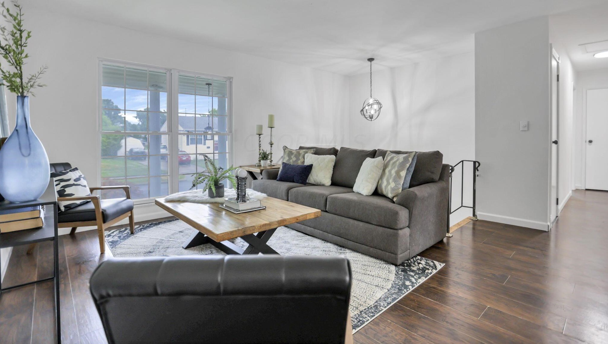 169 Lincolnshire Rd, Columbus OH 43230-2322 exterior