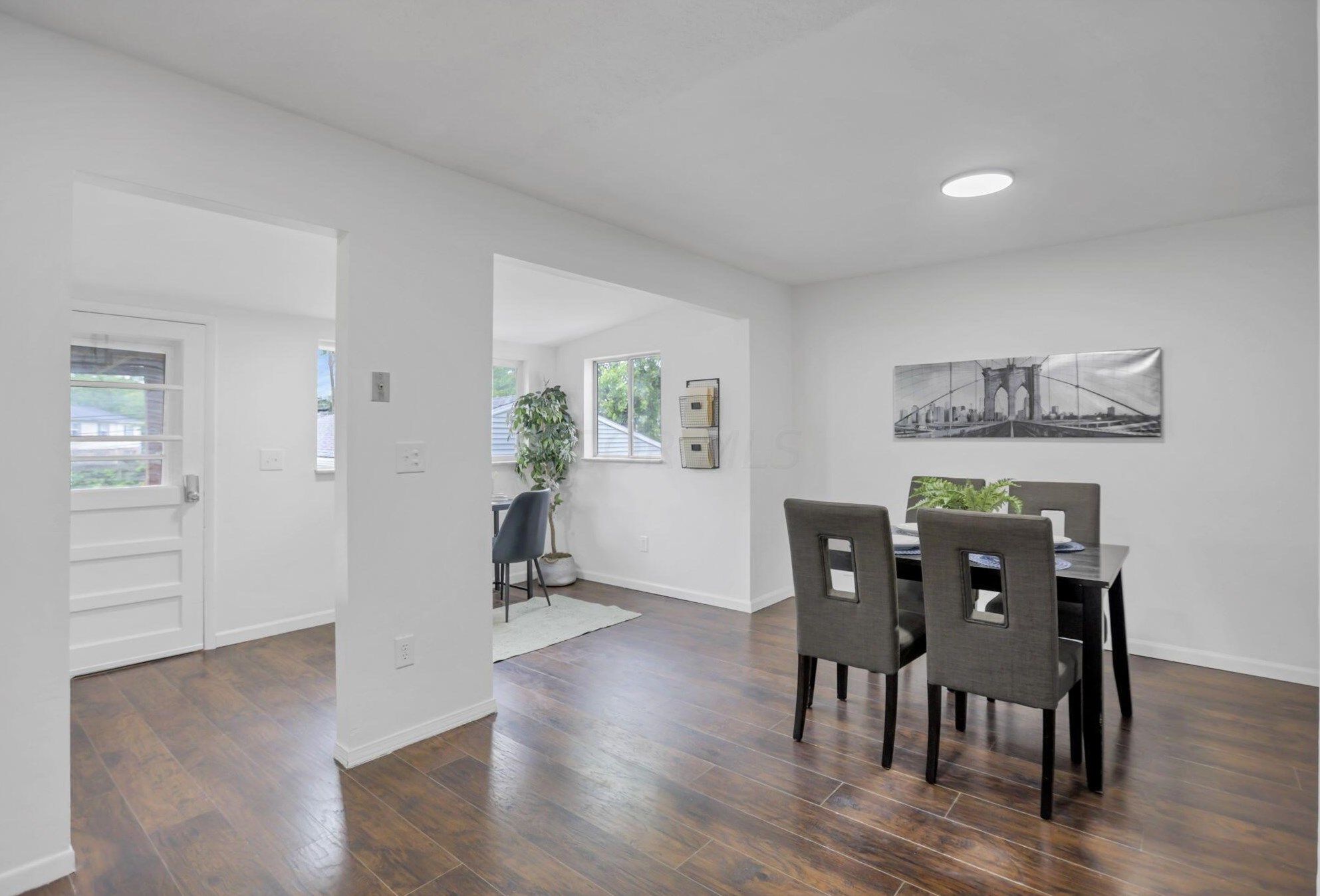 169 Lincolnshire Rd, Columbus OH 43230-2322 exterior