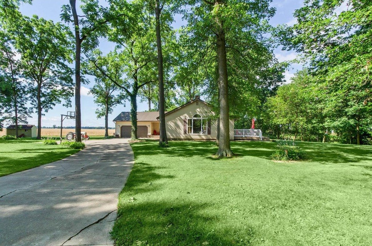 10705 Betty Ln, Richwood, OH 43344