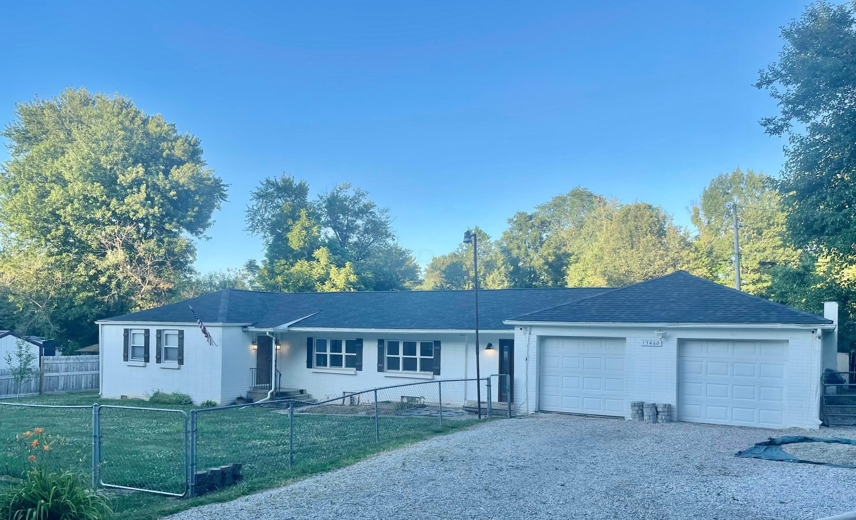 13460 Ivy Rd Ne, Thornville, OH 43076