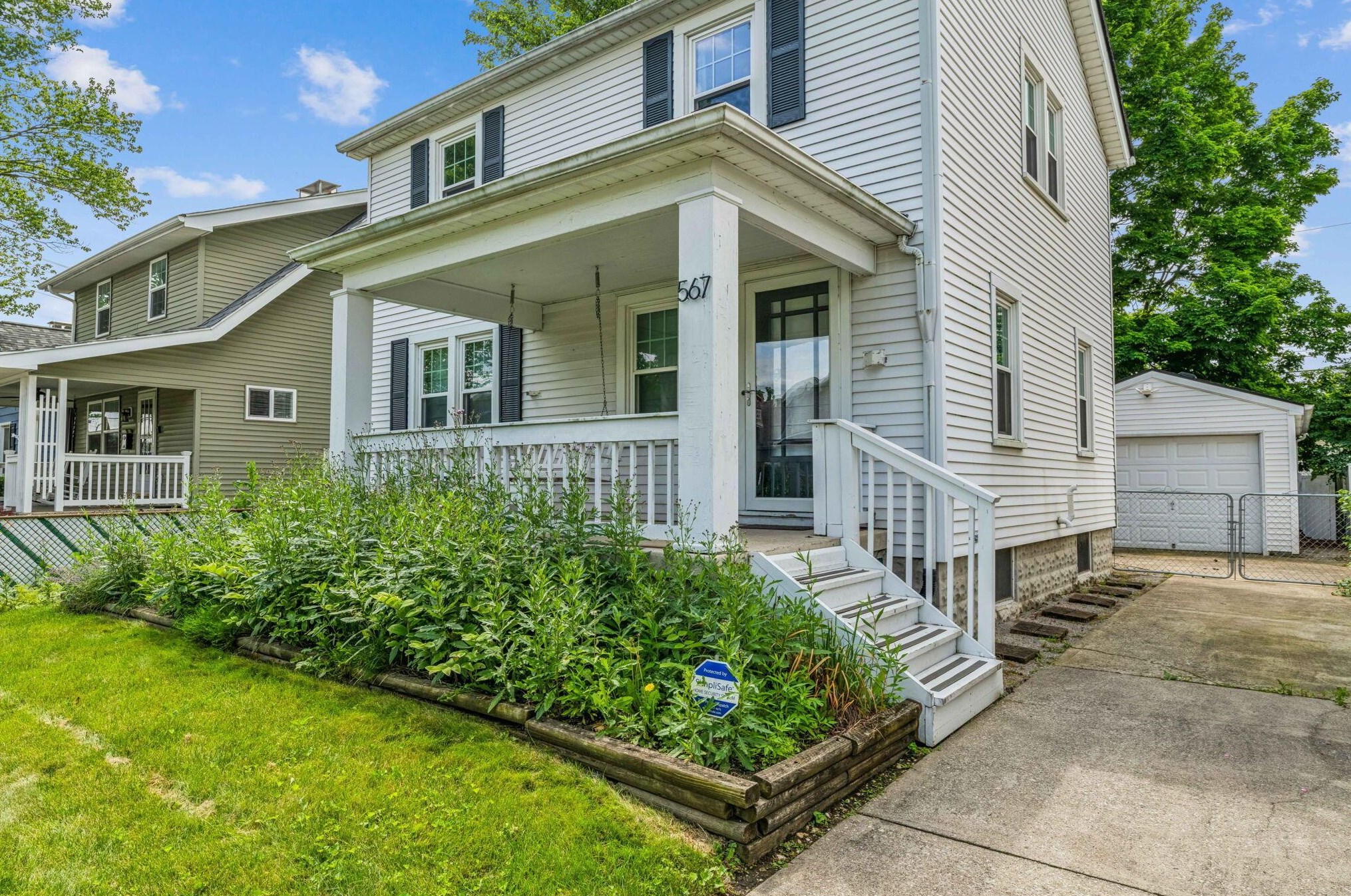567 Weber Rd, Columbus, OH 43202-2237