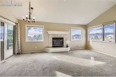 368 Mission Hill Way, Colorado Springs, CO 80921 - Photo 6