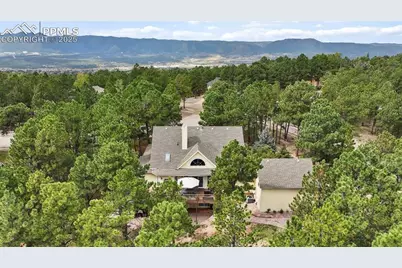 15595 Falcon Ridge Court, Colorado Springs, CO 80921 - Photo 4