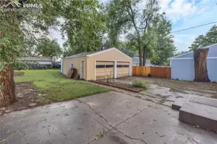 2609 E Monument St, Colorado Springs, CO 80909 - Photo 8