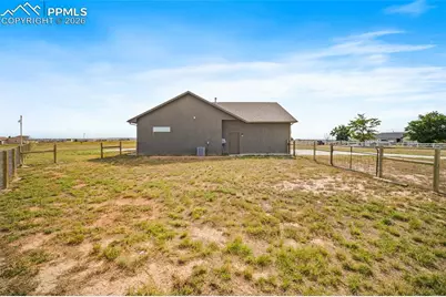 469 E Gentry Drive, Pueblo, CO 81007 - Photo 26