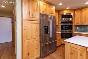 135 Broadmoor Hills Dr, Colorado Springs, CO 80906 - Photo 16