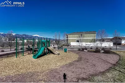 898 Antrim Loop, Colorado Springs, CO 80910 - Photo 4